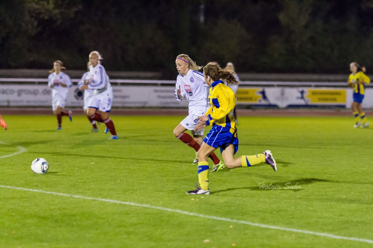 Bild 215 - B-Juniorinnen SV Henstedt-Ulzburg - Holstein Kiel : Ergebnis: 0:12